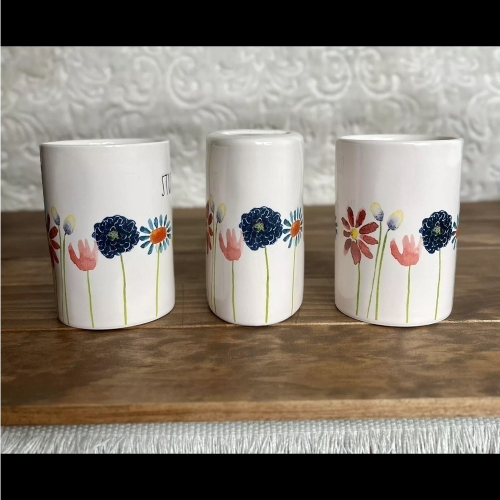 Rae Dunn Artisan Collection 3 Vanity Pieces Stuff & Brushes EUC Floral Holders - Picture 8 of 14